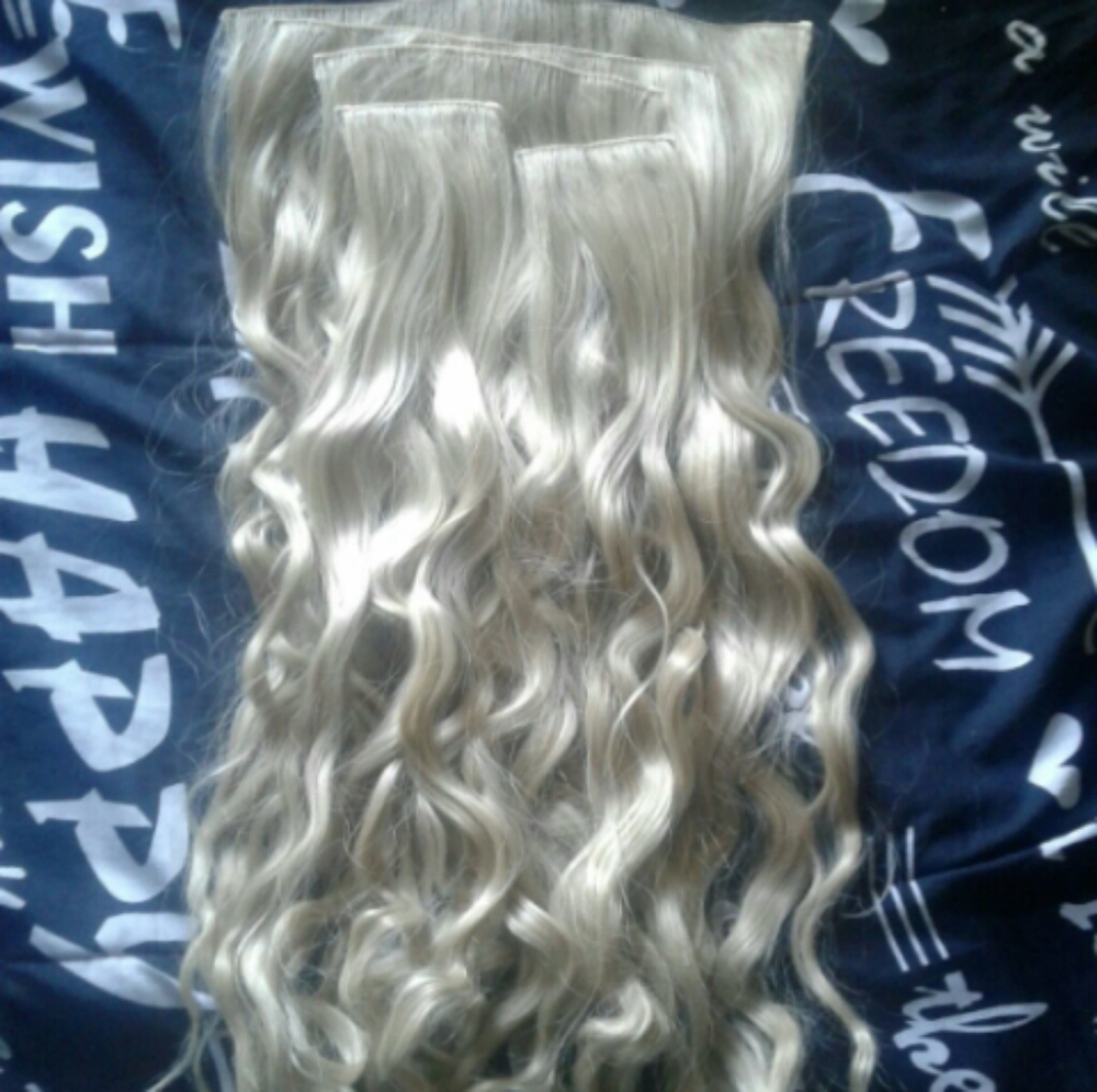 Hair extensions - Picture 2 of 8